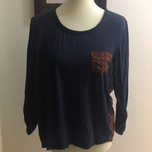 rxb..... blouse navy blue with pattern size XL